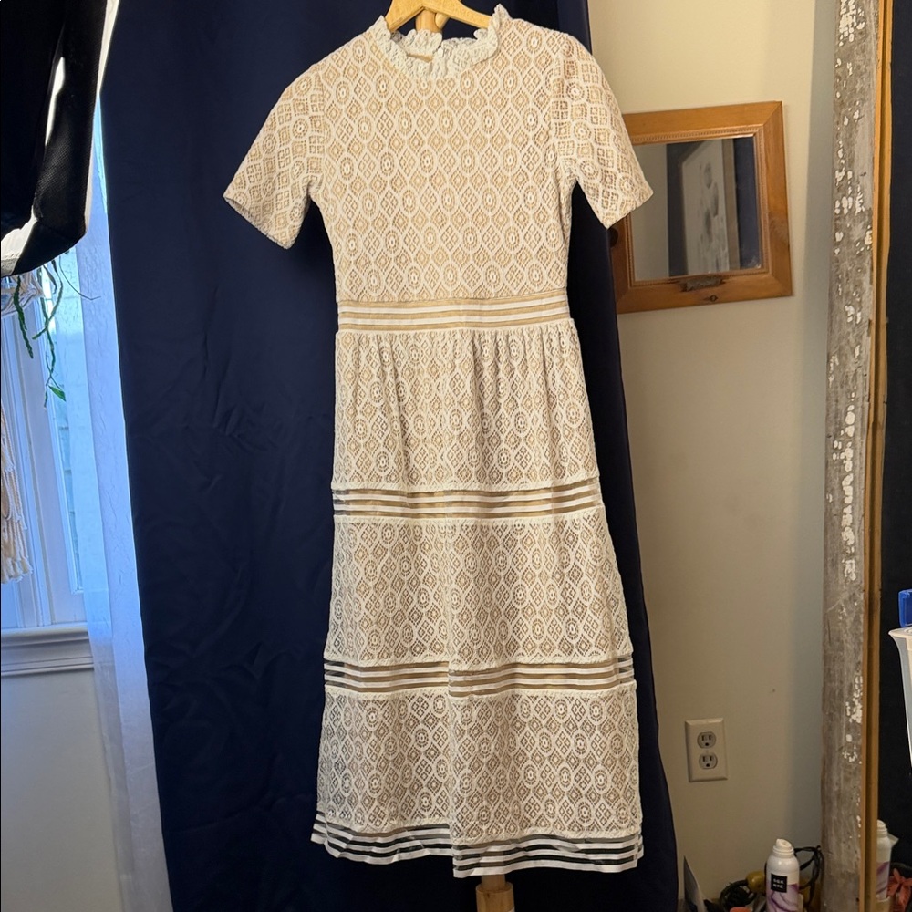 Baltic Born Elegant Cream Lace Dress S